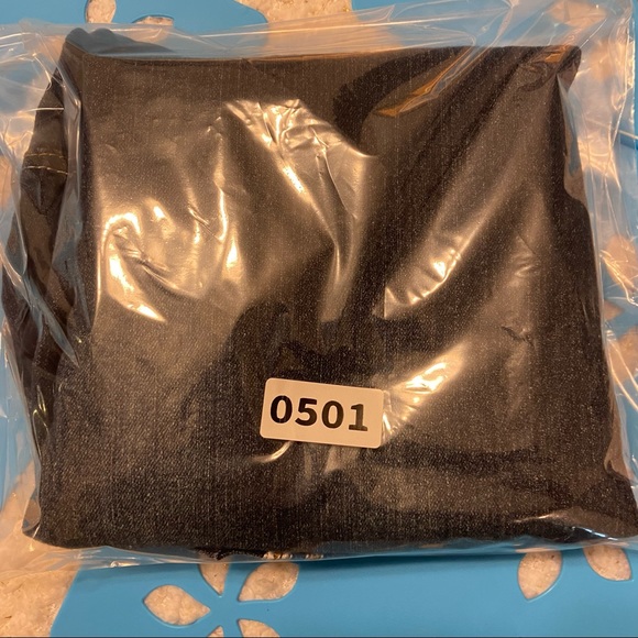 Bella vita women’s maternity shorts - Picture 11 of 11